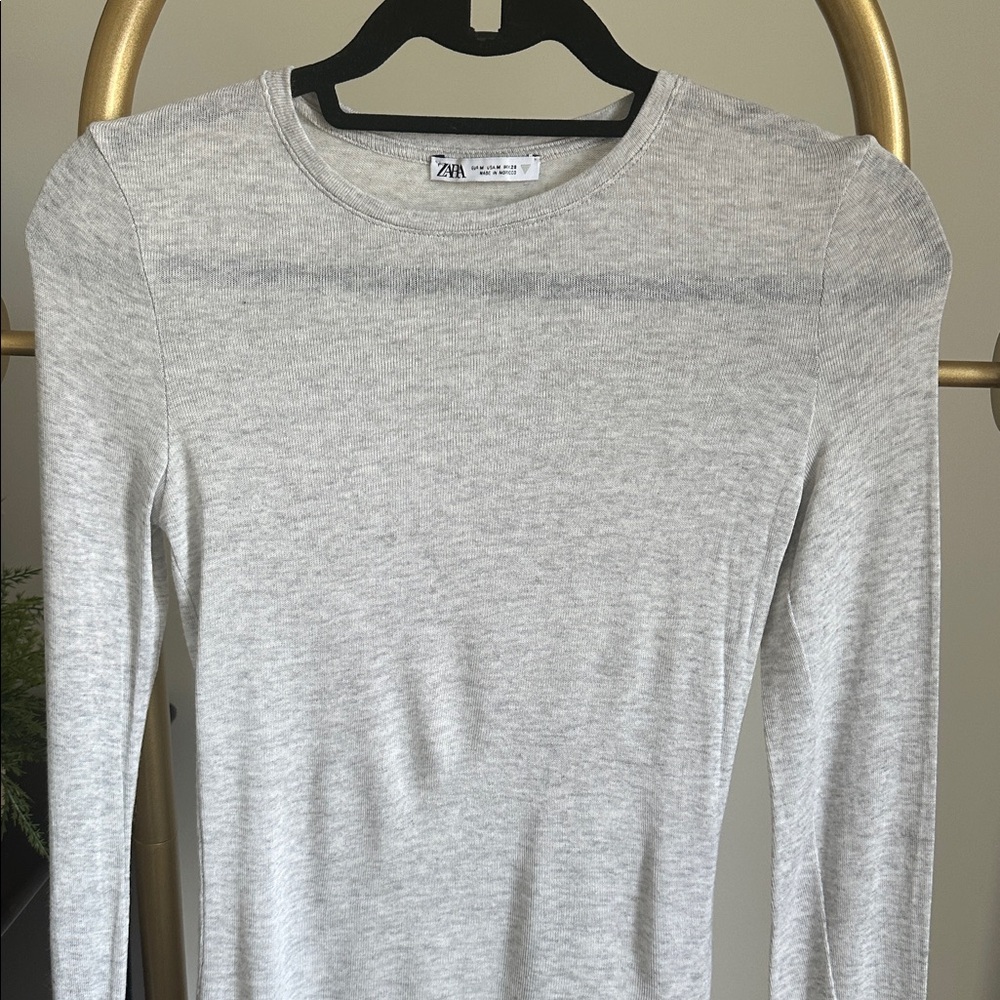 ZARA gray long sleeve tshirt (size Medium) ✨ - Picture 2 of 4